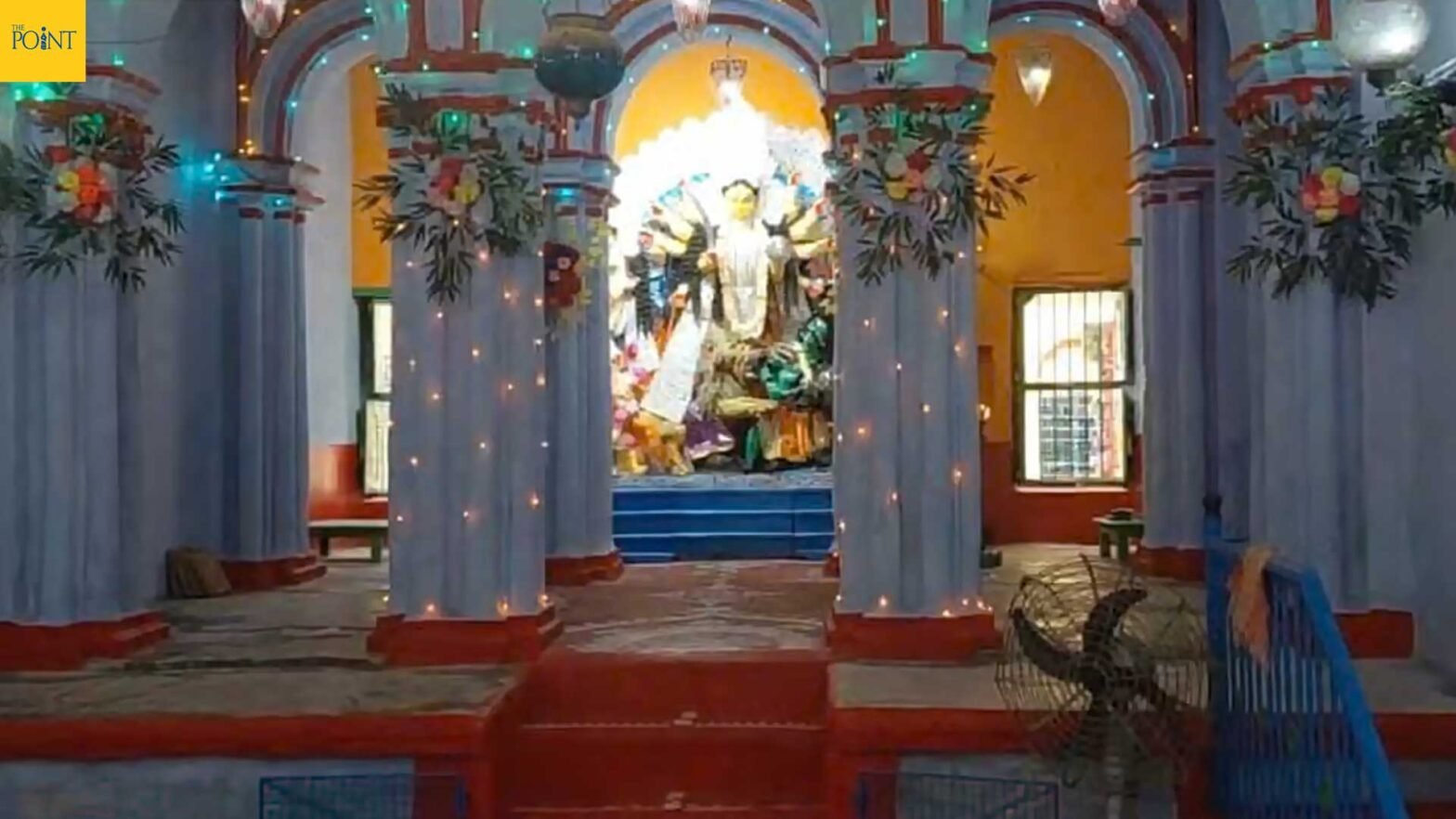 পুজোর দিনেও অন্তরালেই থাকতেন বাড়ির মেয়েরা, ১৬০ বছরের ঐতিহ্য কাটোয়ার সাহা বাড়ির